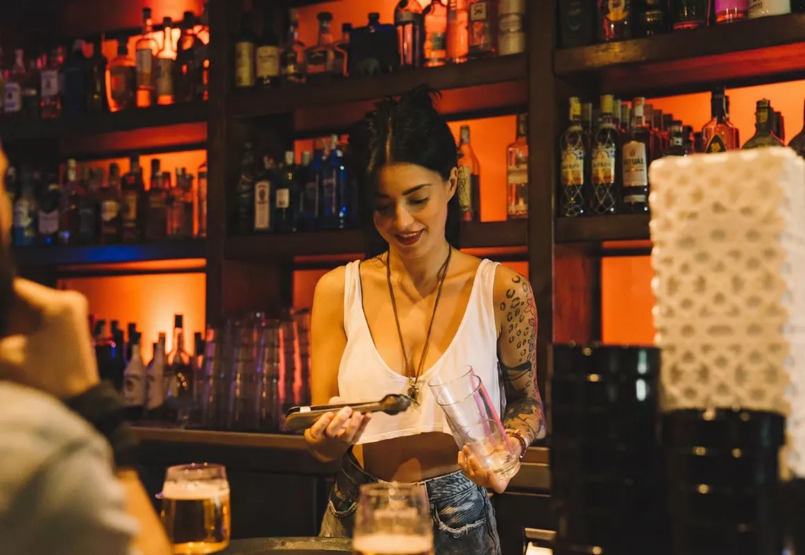 Controle de estoque para bares com fichas técnicas e CMV automático