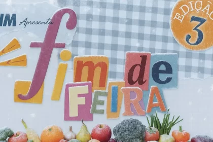 Arte da “Newsletter CNM Fim de Feira – Edição 3” com fundo de toalha xadrez azul, colagem de letras coloridas formando o título, megafone roxo à esquerda e frutas, legumes e verduras na parte inferior, com efeito de neve